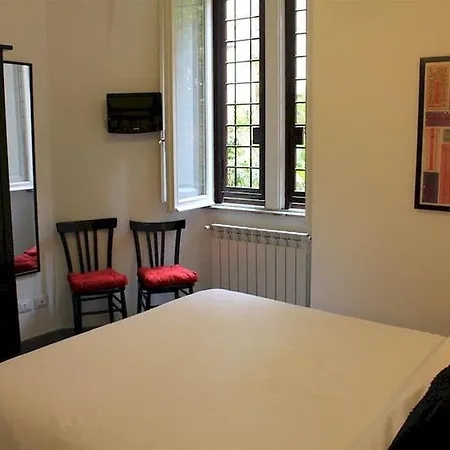بيت ضيافة 94rooms Vatican Guest House- Scipioni 4*